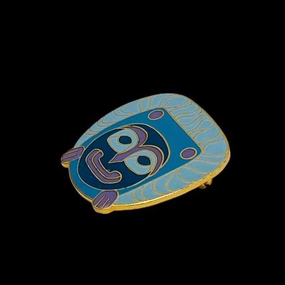 Collectible Artique Alaskan Artist Barbara Lavallee Cloisonné Tiki Mask Pin - Picture 3 of 10